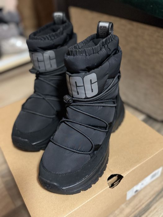 Cizme UGG marimea 37
