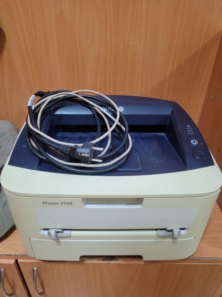 Принтер Xerox phaser 3140