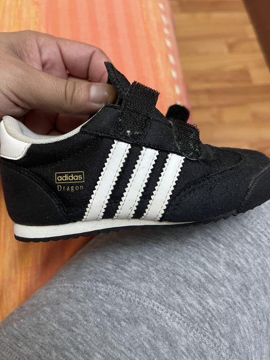 Adidas marimea 23