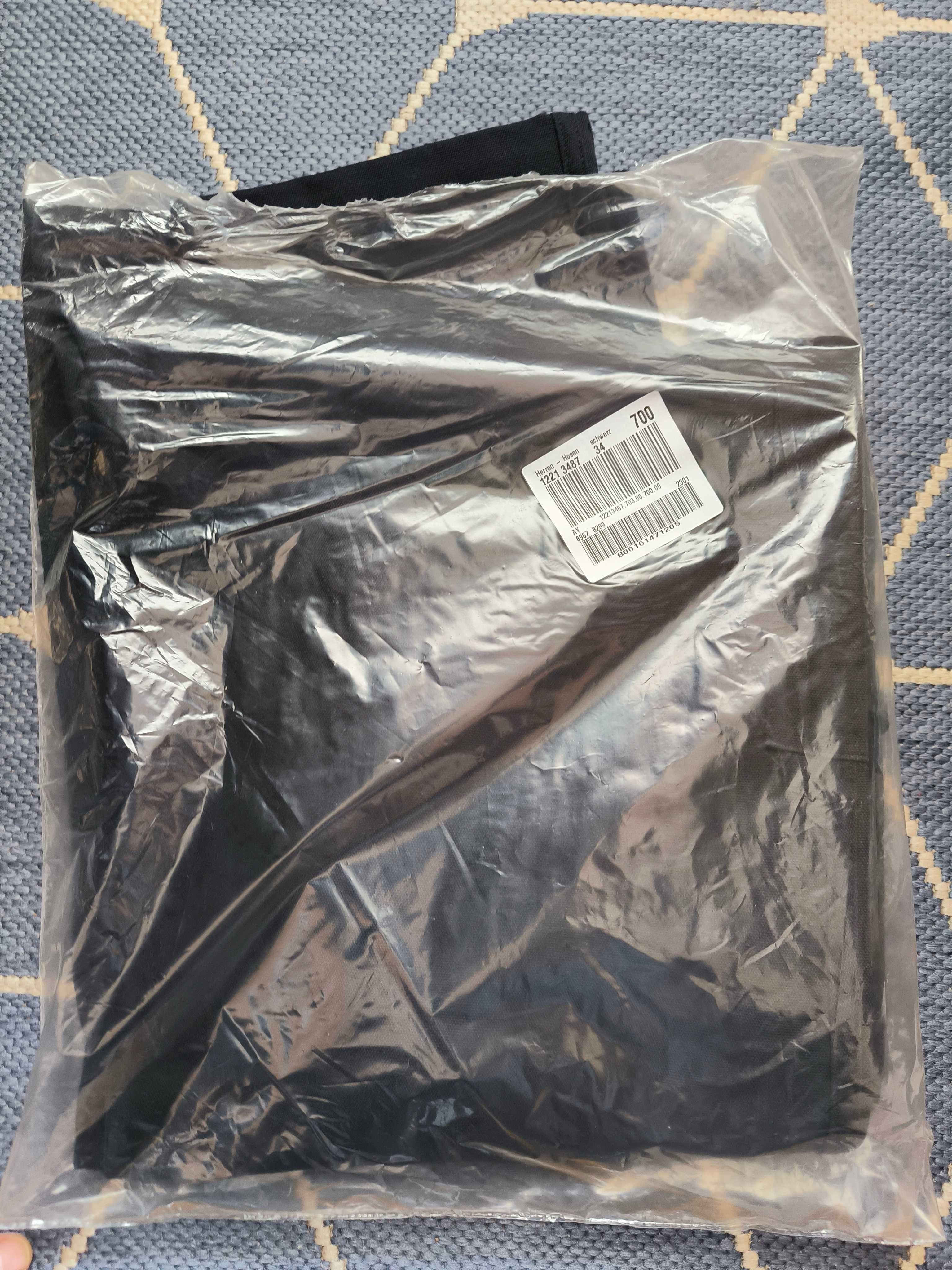 Adidas premium cargo twill карго панталони