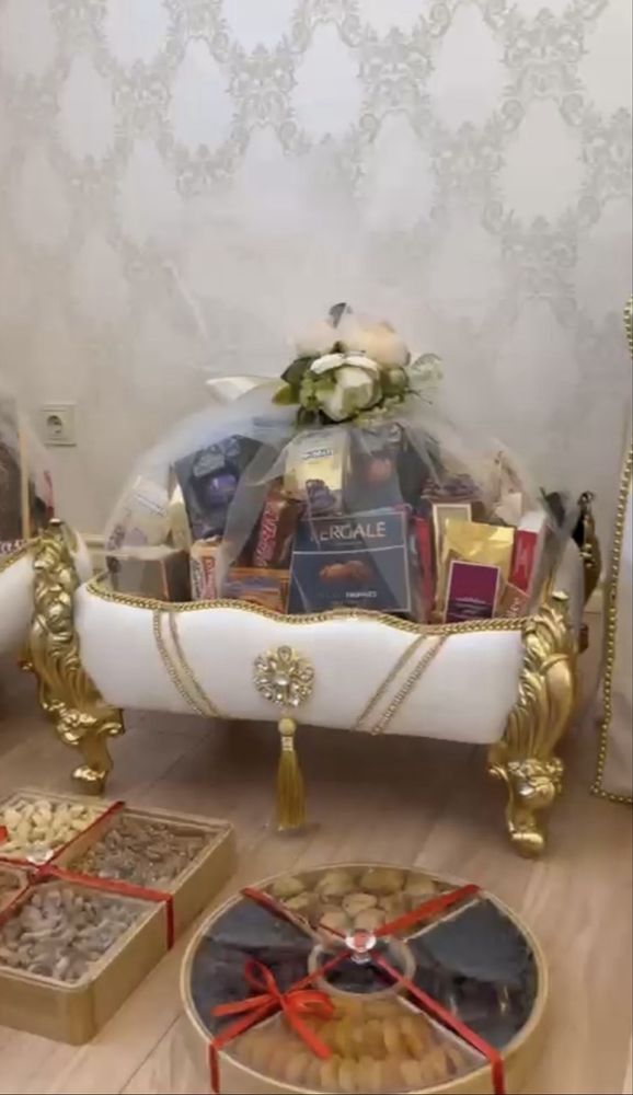 Прокат корзин, так же можно заказать с наполнением на разный бюджет