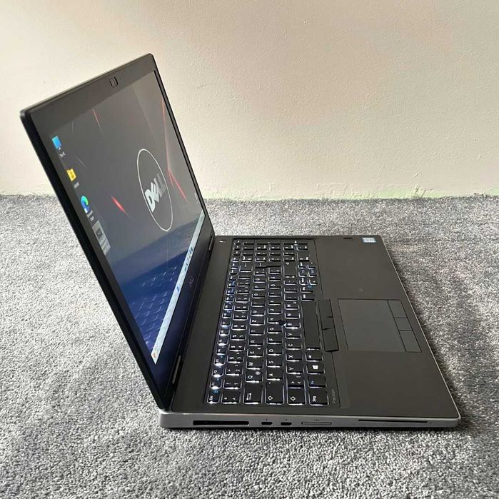 i7-9850H, 32GB RAM, Nvidia Dell Precision 7540, 512 NVMe + 1TB HDD