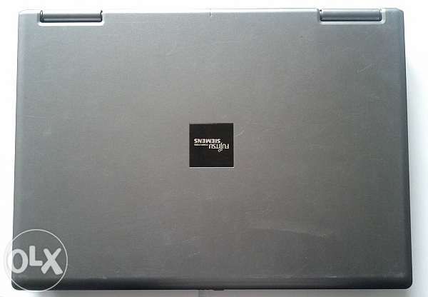 Dezmembrez laptop Fujitsu Siemens Esprimo V5535