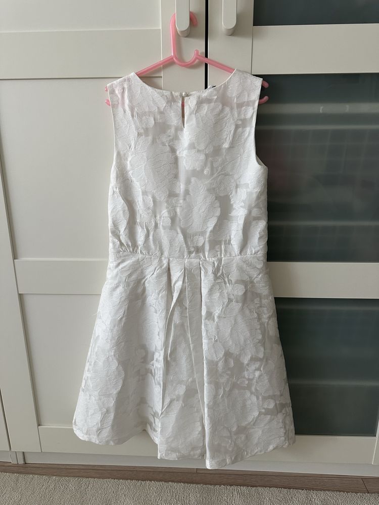 Детска елегантна рокля на Guess за момиче