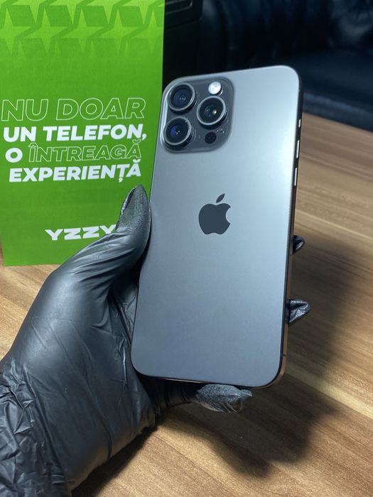 iPhone 15 Pro Max / 256 GB / Sănătate baterie 95% / Ca nou