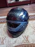 Vând  cască de motociclist nouă