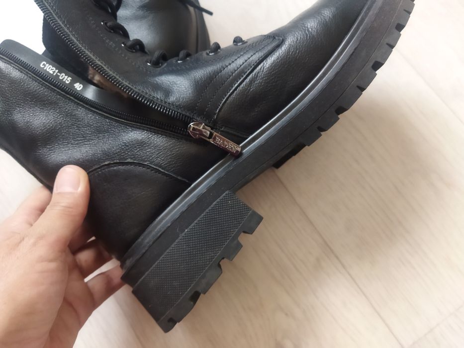 Зимние женские ботинки