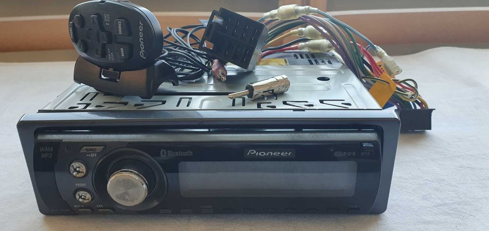 Автомобилен  CD/RADIO 
Pioneer DEH-P55BT