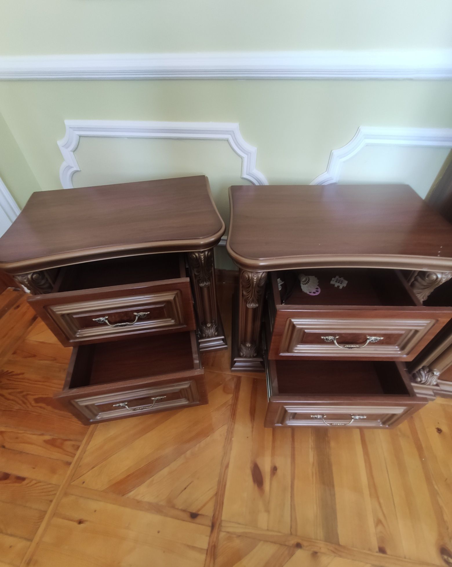 Spalni mebel sotiladi.  Продается спальный гарнитур, шкаф, кровать, ко
