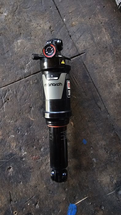 Vand shok rockshox monarch type r