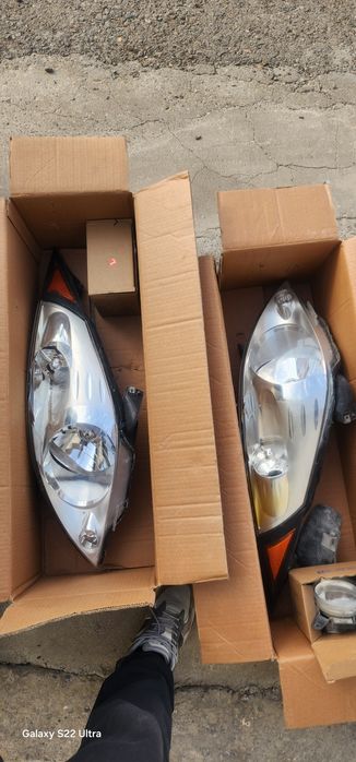 Спарк Фара, галоген