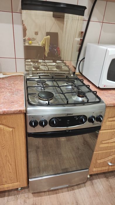 Газовая плита Кайзер с вытяжкой