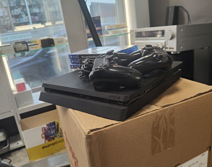 Playstation 4 slim с 2контролера!!!