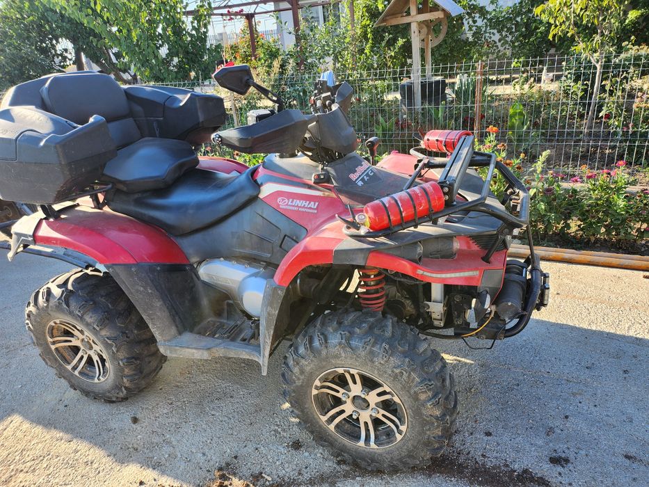 Vând atv linhai de 500 4#4