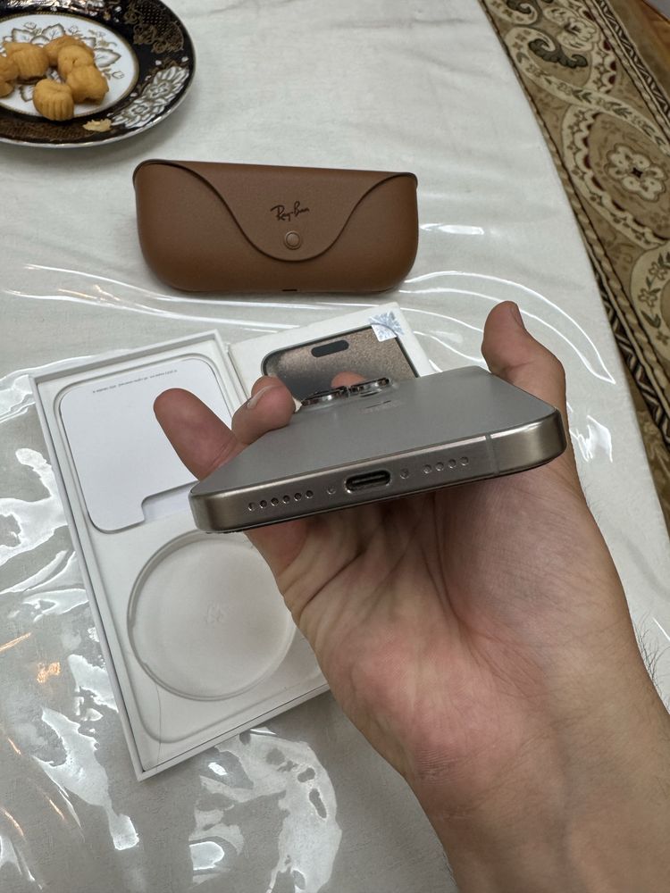 Iphone 15pro max 256gb