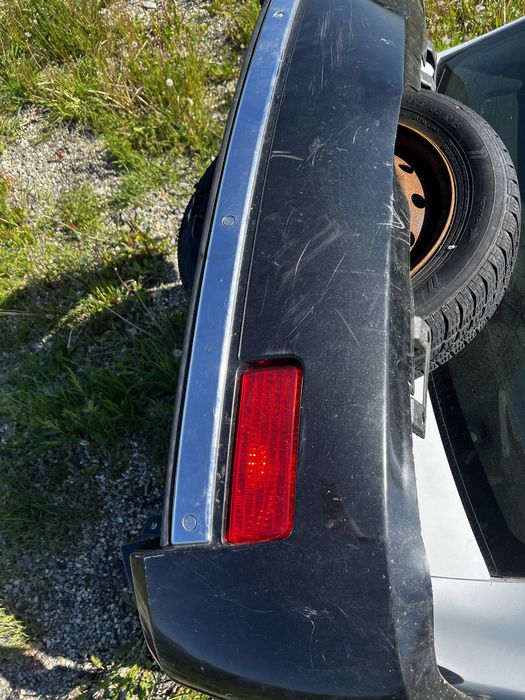 Grila și bara spate cu senzori an 2007 … jeep Grand Cherokee