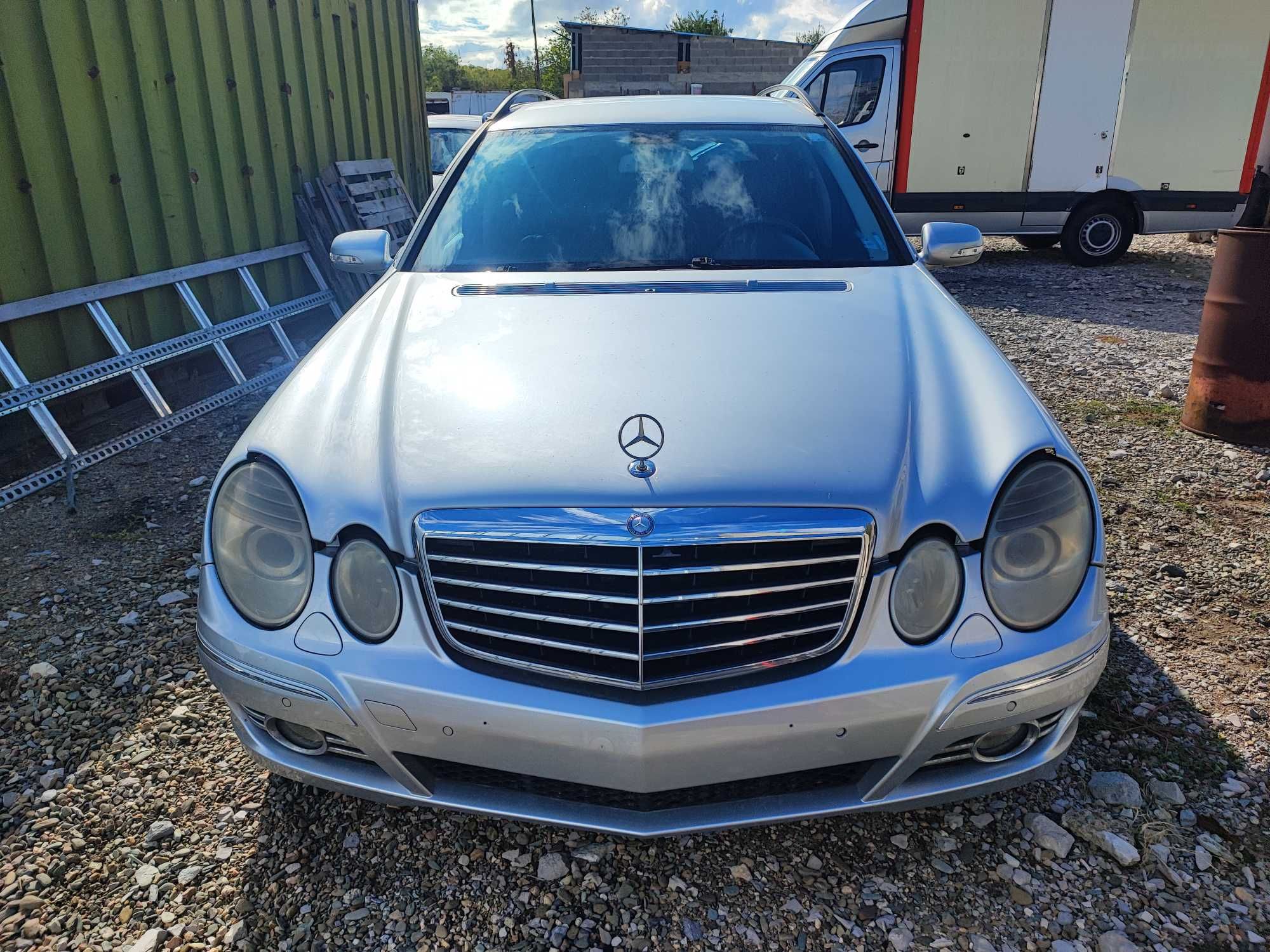 Мерцедес W211 E 320 CDI 224 коня На Части