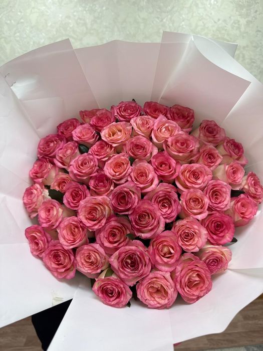 Цветы свежие,51 роза