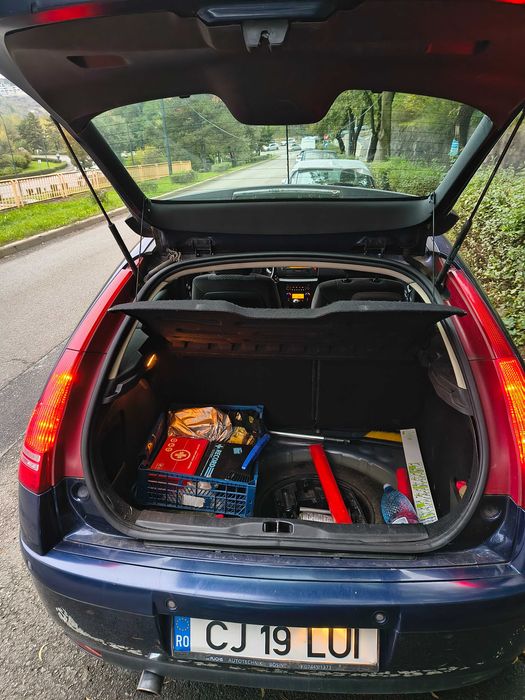 Vand Citroen C4 2007 , benzina 1.6