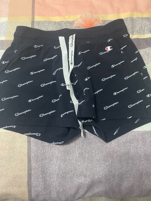 Pantaloni scurți champion