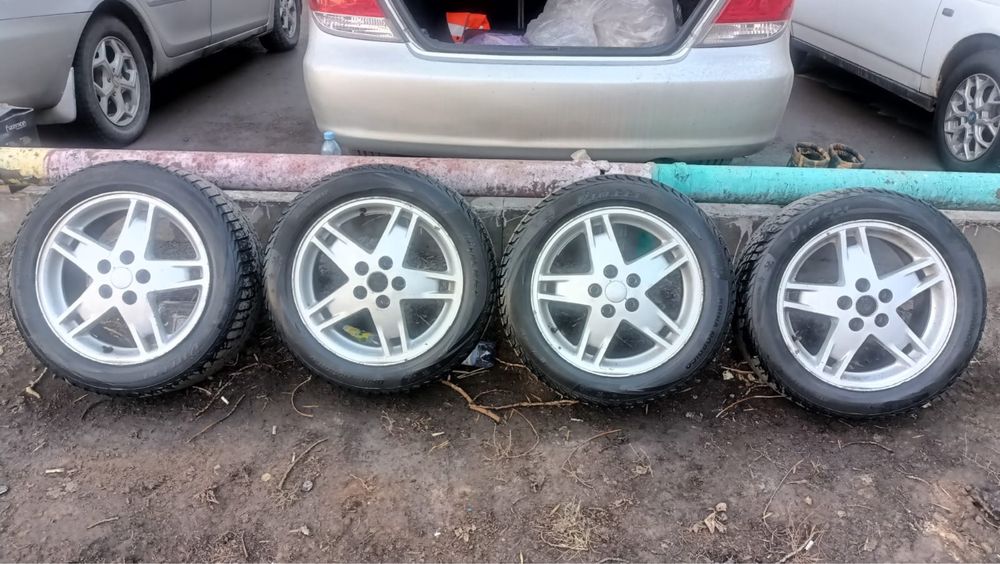 Продам резину зимнюю и летнюю.