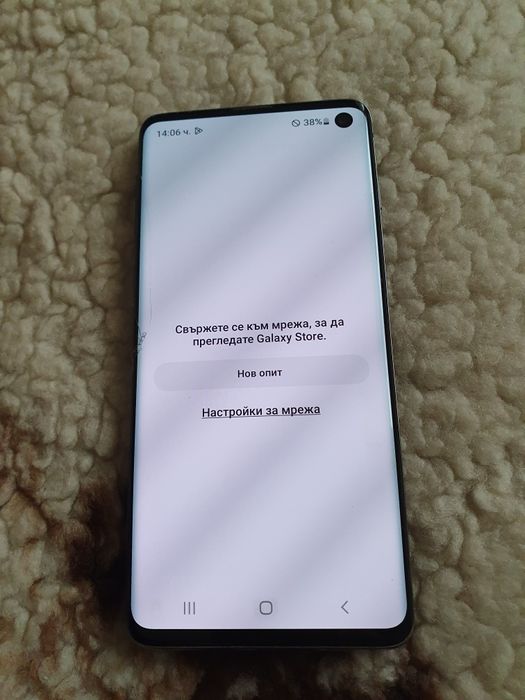 Продавам два телефона samsung s10  оригинални работят батерията е добр