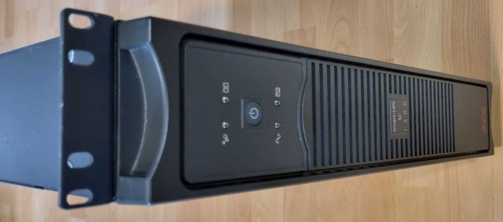 APC Smart UPS SC 1500