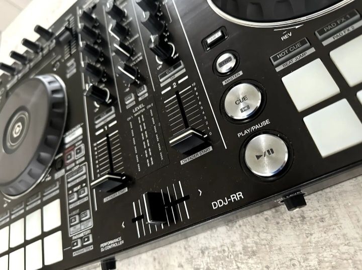 PIONEER DDJ RR performance