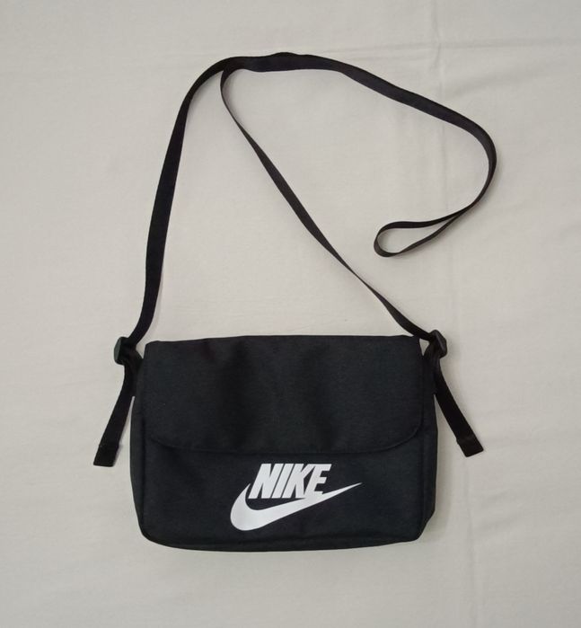 Nike NSW Futura Crossbody оригинална чанта Найк спорт чантичка