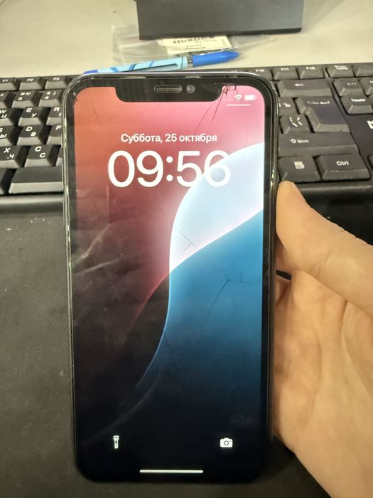 Продам iphone XR 128 GB
