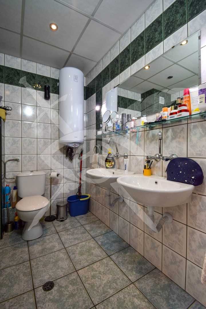 Тристаен апартамент в кв. Лозенец, град София № 82130