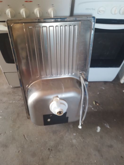 Ghiuveta inox  cuptor cu mpli.                      Motor functioanal