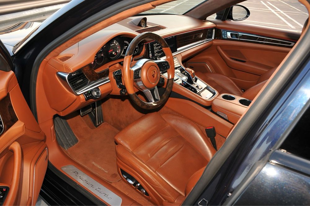 Porsche Panamera Turbo 4.0i 549CP/Pano/Matrix/Night/Ventilatie/Tableta