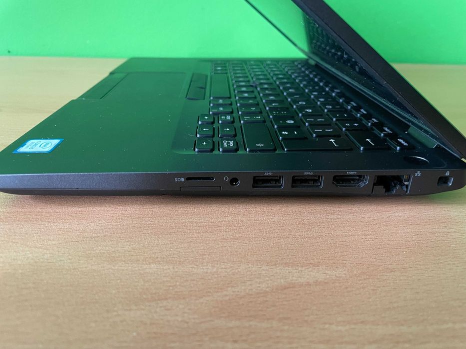 Dell Latitude 5401 - core i5-9300H, 16GB RAM, 256GB NVMe SSD PCIe