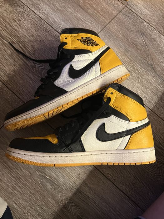 Jordan 1 high taxi