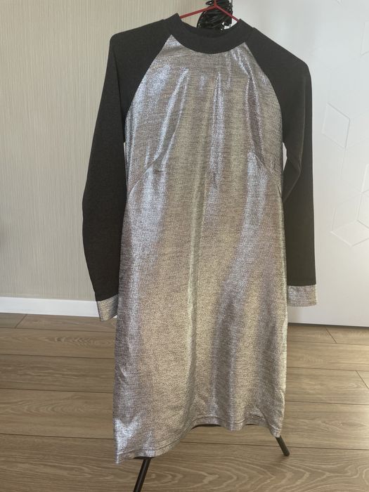 Комбинированное платье размер S