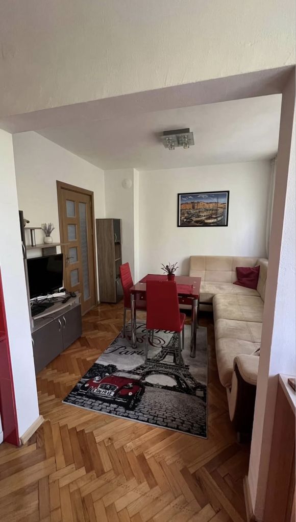 Дава се под наем Двустаен апартамент в София, Толстой - 50 кв.м за 450 € - Снимка #6