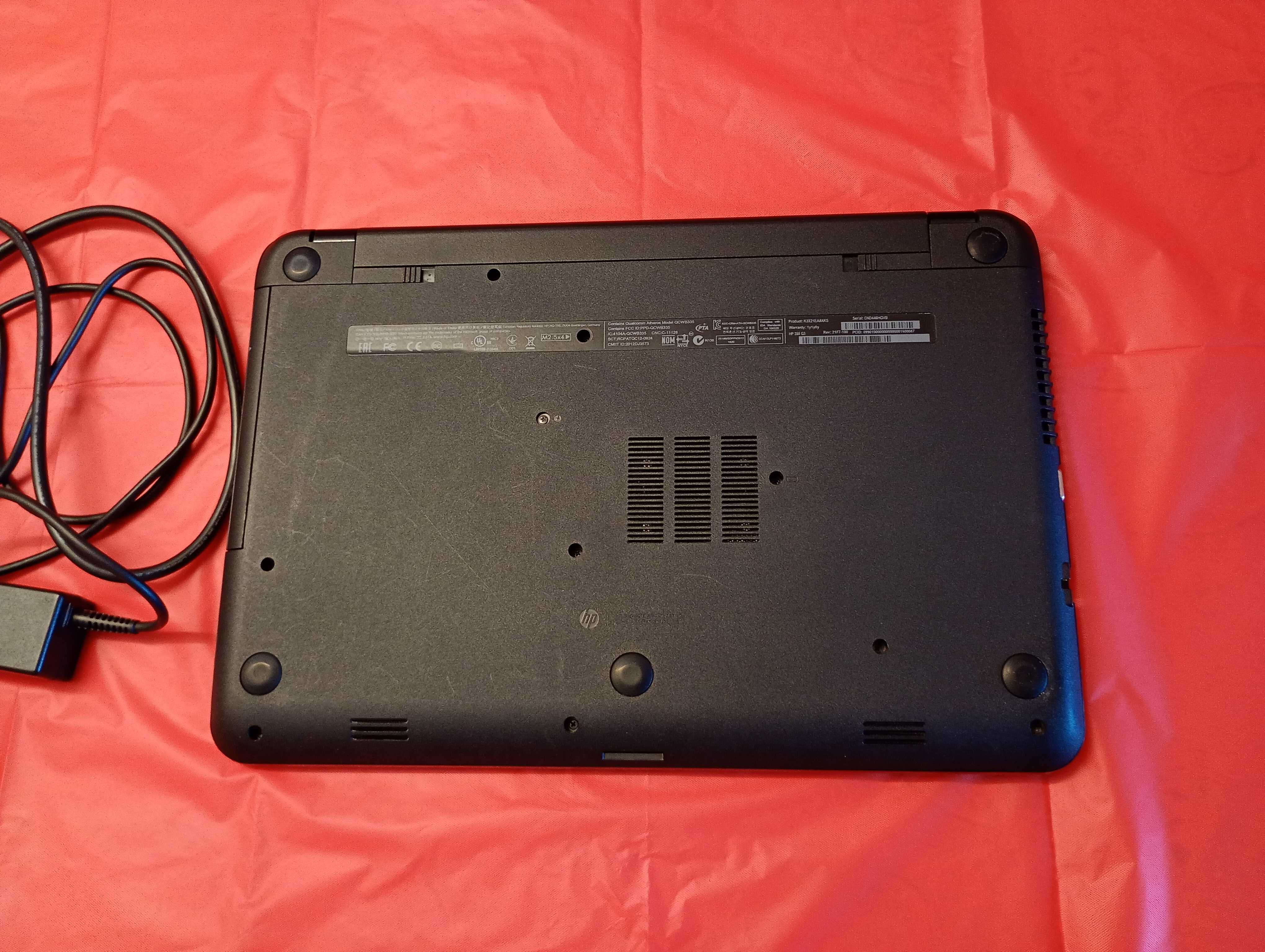 Лаптоп HP 255 G3 неразличим от нов