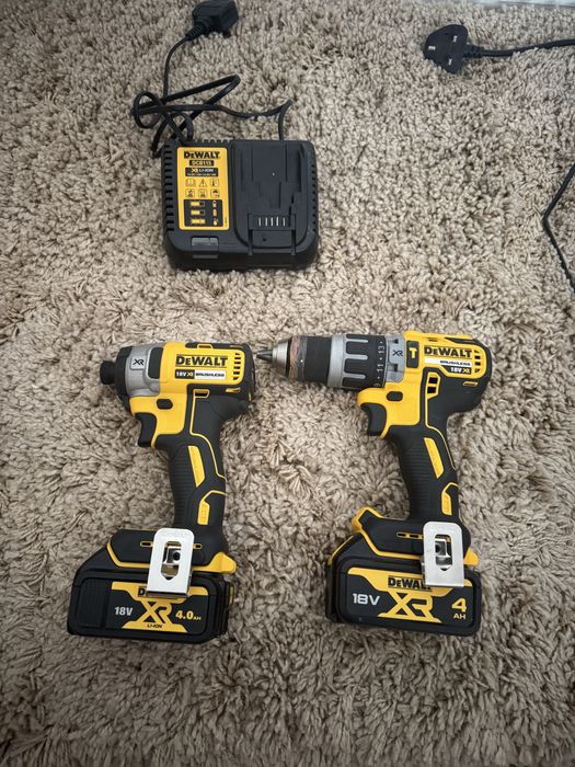 Set dewalt  18 v brashless