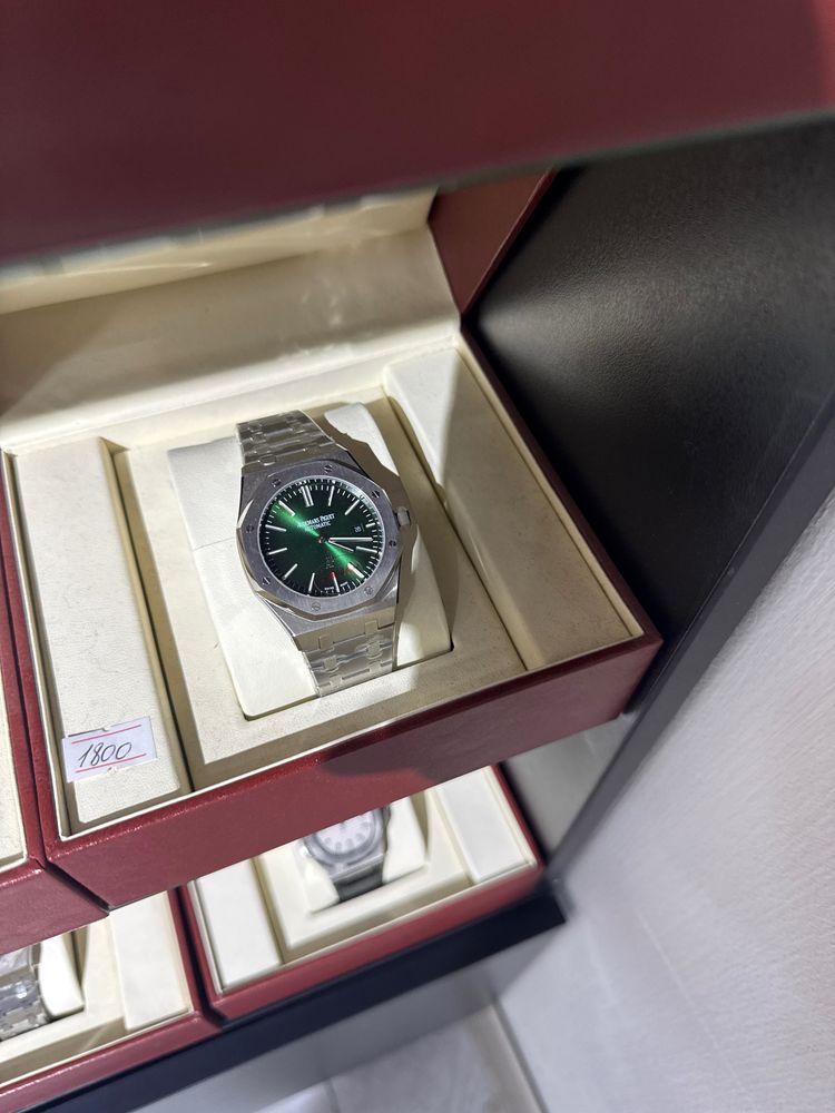 Audemars piguet  soatimizq. Barchasi bizada. Kimga. Qizu bosa pasdagi