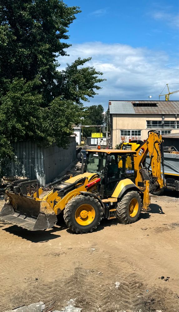 Inchireiez Buldoexcavator Caterpilar 434 Nou cu Roti Egale