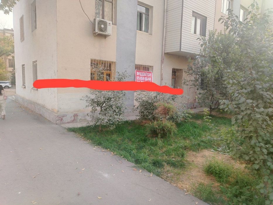 2 ком под нежилой 4 окно  улица Яшнабад метро