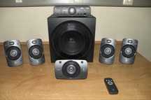 Vand Sistem de sunet 5.1 Logitech Z906 , intr-o stare foarte buna.