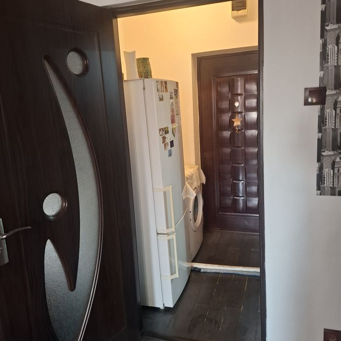 inchiriez garsoniera