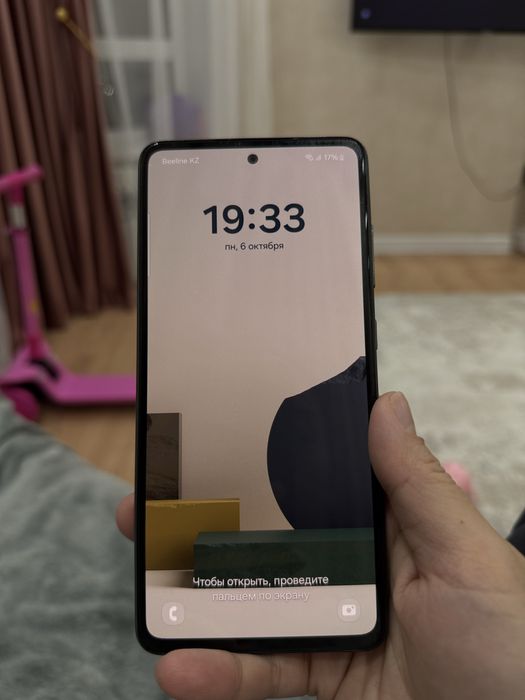 Продам телефон самсунг а 52