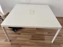 Конферентна маса IKEA