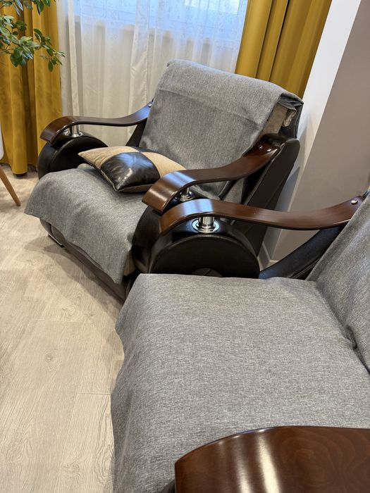 Диван с креслами в хорошем состоянии