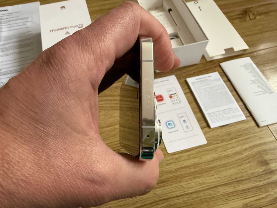 НОВ! Huawei Pura 70 White/12GB 256GB/Гаранция/Full Pack