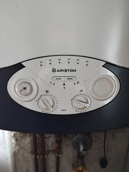 Centrale Ariston și Vaillant