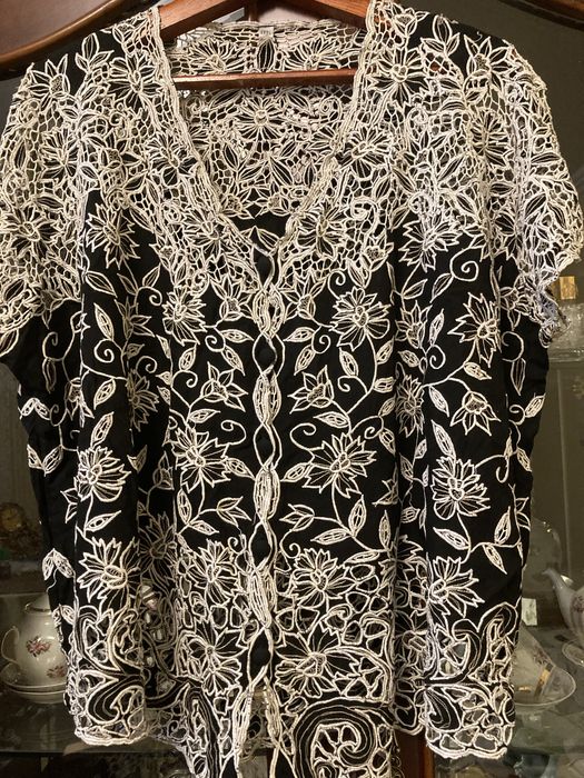 Женский костюм, хоршего качества, размер 56